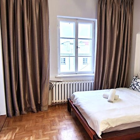Art Dreams Apartament Chmielna 5 วอร์ซอ ภายนอก รูปภาพ