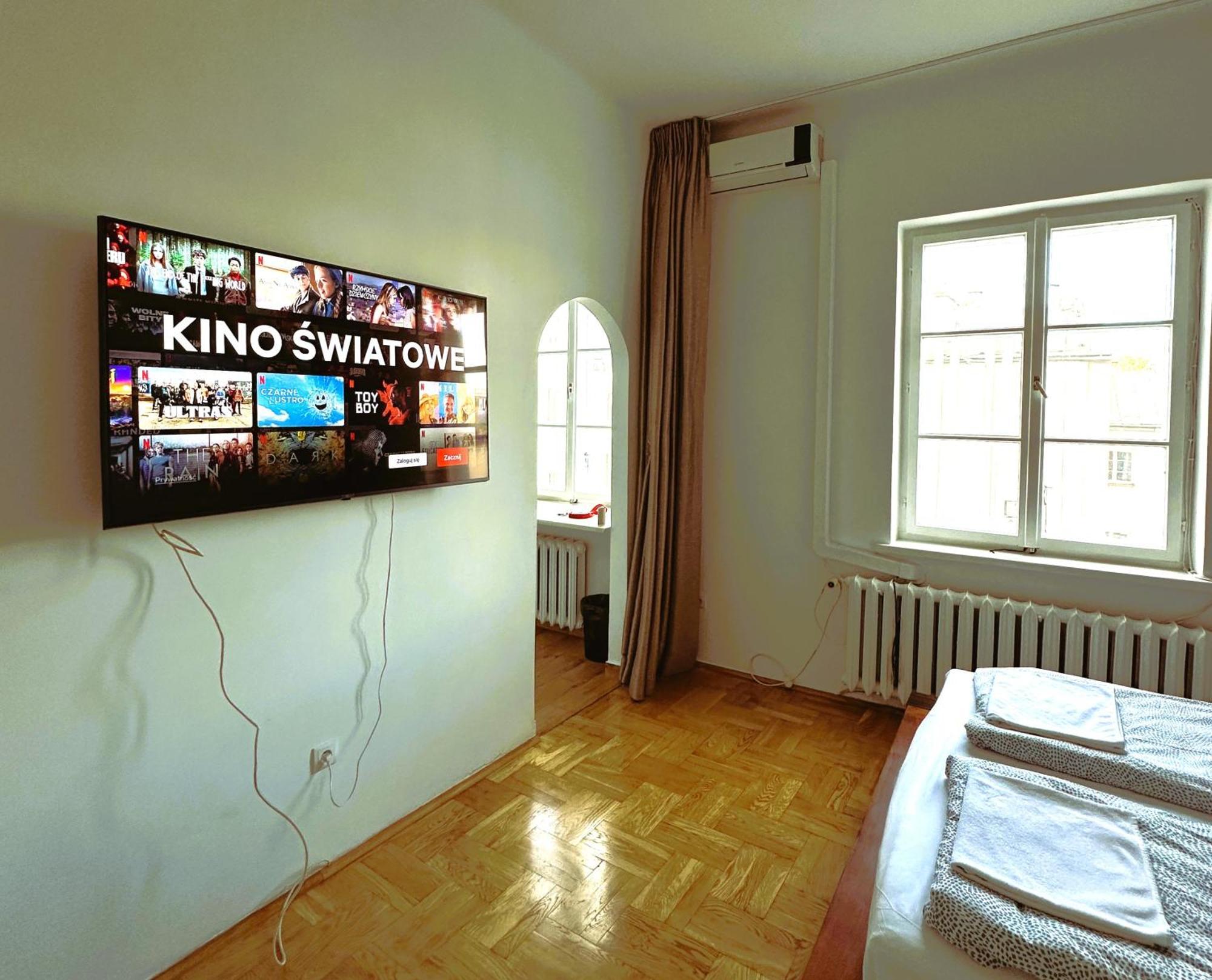 Art Dreams Apartament Chmielna 5 วอร์ซอ ภายนอก รูปภาพ