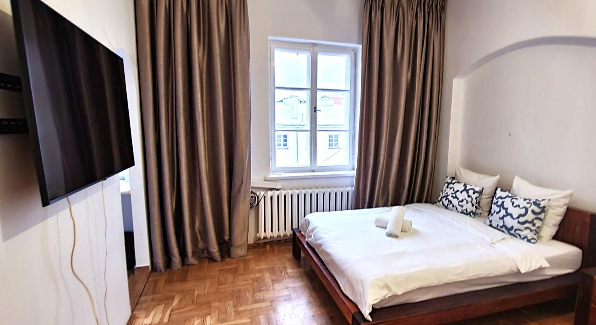 Art Dreams Apartament Chmielna 5 วอร์ซอ ภายนอก รูปภาพ
